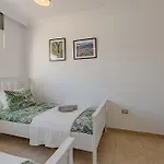 Balcony With Perfect Sea View, Pool, Wi-fi Porís de Abona